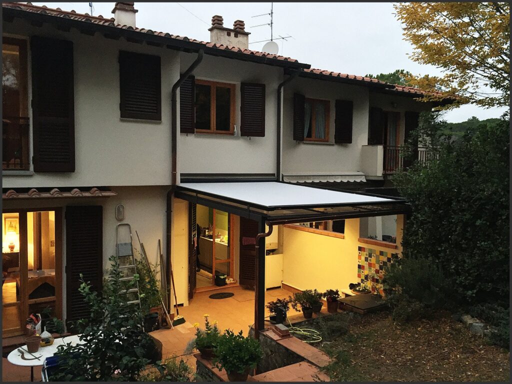Loggia acciaio e vetro